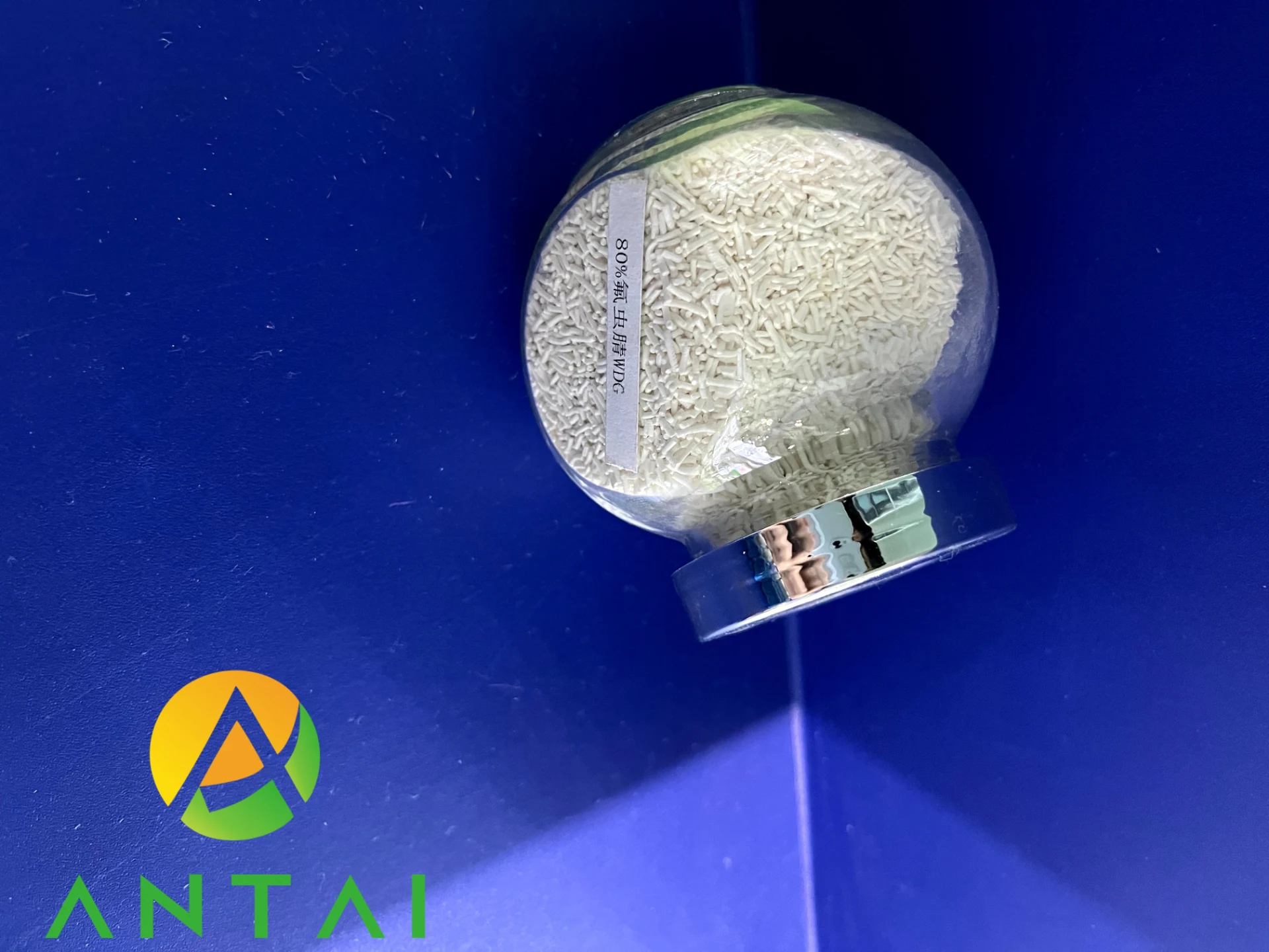Fipronil water-dispersible granules